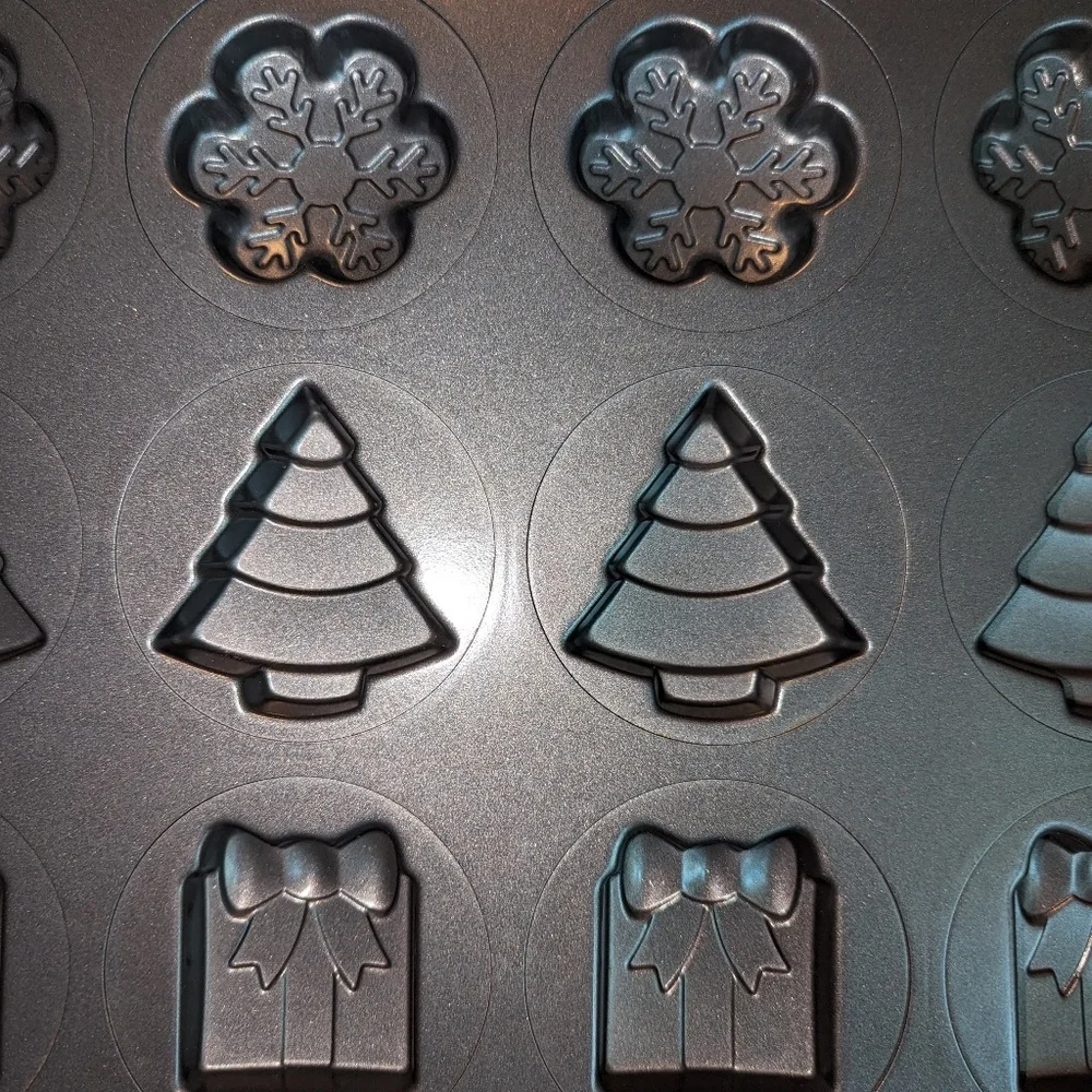 Wilton Non-Stick Holiday Cookie Sheet Tray